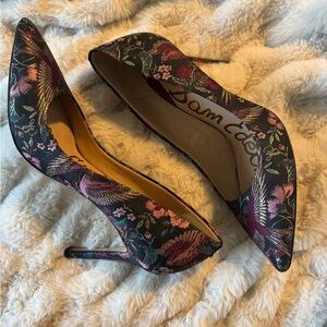 Sam Edelman Women's Heels - Black with Floral Pattern